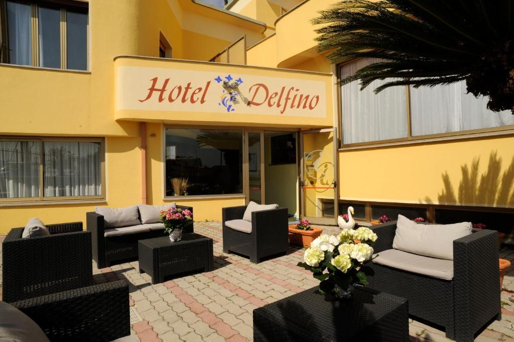 Hotel Delfino 莱圭利亚 外观 照片